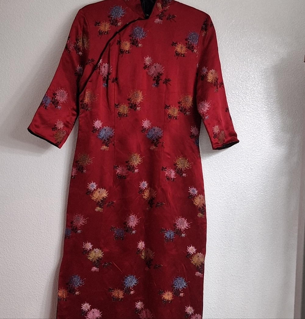 Classic Chinese Cheongsam Silk Satin Maroon Long Dress
